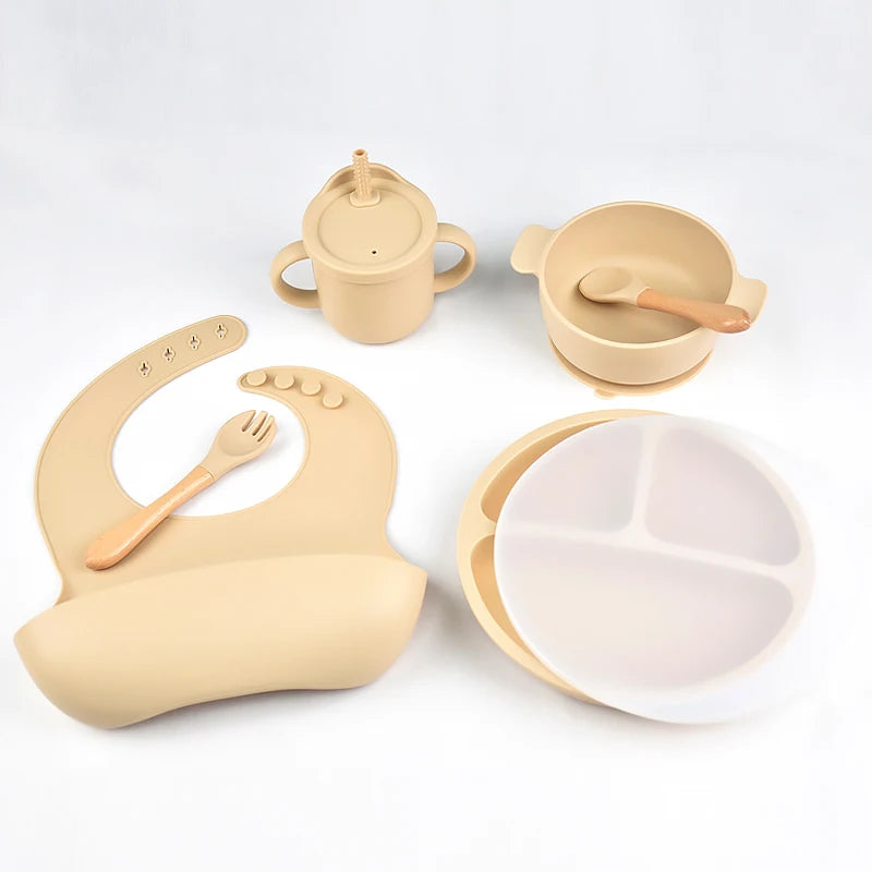 6pcs BPA Free Silicone Feeding Set Sucker Bowl Dishes Plate Straw Cup Spoon Forks Baby Bib For Children'S Tableware Easy Clean